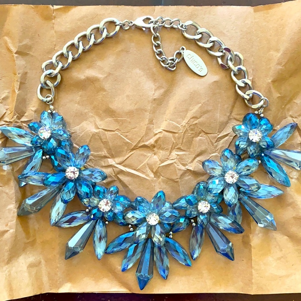 Chico’s blue and white crystal floral necklace